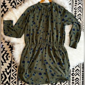 Banana Republic Long Sleeve Dress